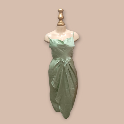 Midi green satin sleeves dress