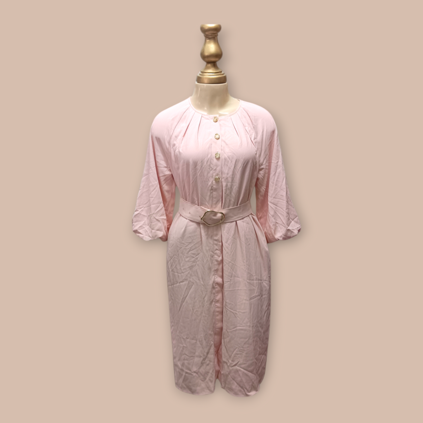 Elegant light pink dress with belt